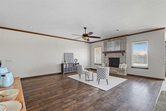 2324 Merlot Court, Edmond, OK 73012