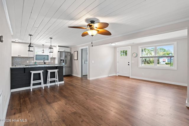 413 Sherrill Street, Oak Island, NC 28465