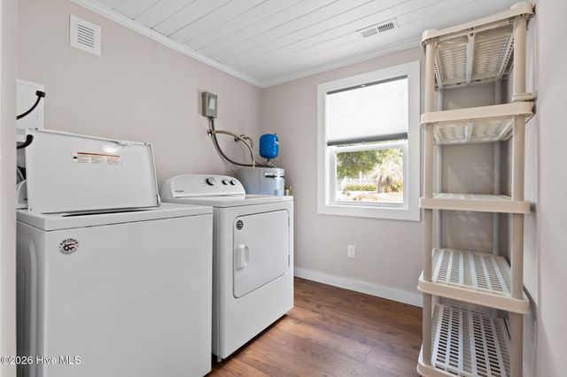 413 Sherrill Street, Oak Island, NC 28465