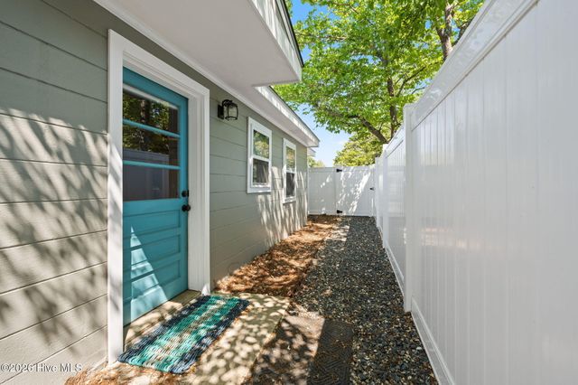 413 Sherrill Street, Oak Island, NC 28465