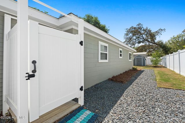 413 Sherrill Street, Oak Island, NC 28465