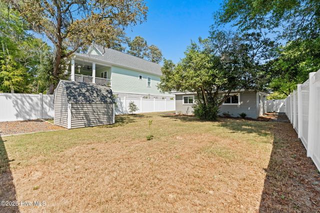 413 Sherrill Street, Oak Island, NC 28465