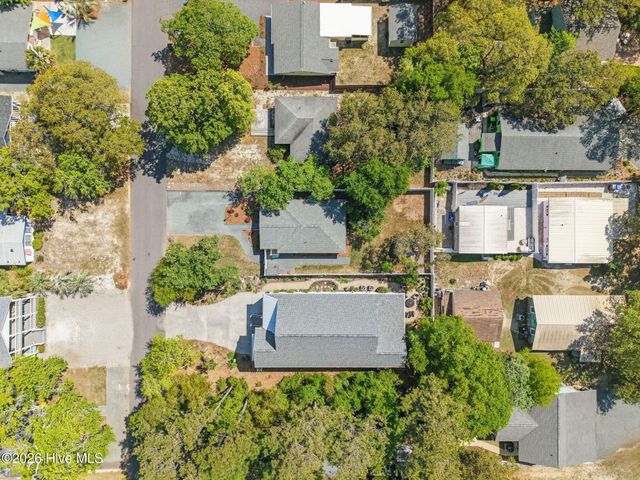 413 Sherrill Street, Oak Island, NC 28465