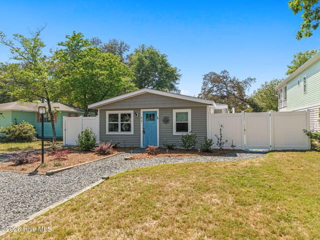 413 Sherrill Street, Oak Island, NC 28465