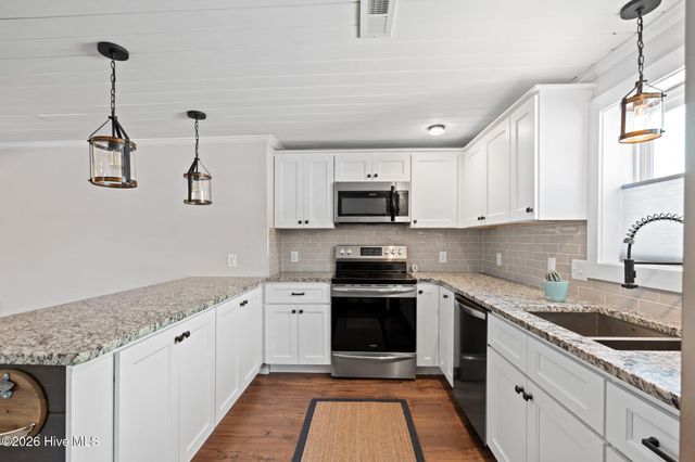 413 Sherrill Street, Oak Island, NC 28465