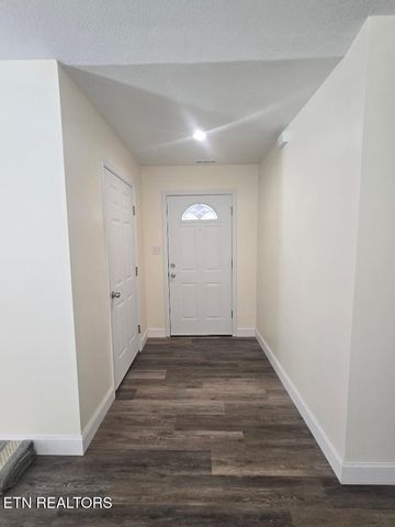 316 Bowers Park Circle, Knoxville, TN 37920