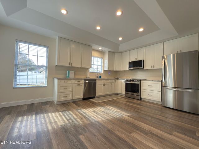 316 Bowers Park Circle, Knoxville, TN 37920