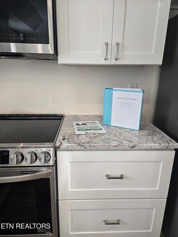 316 Bowers Park Circle, Knoxville, TN 37920