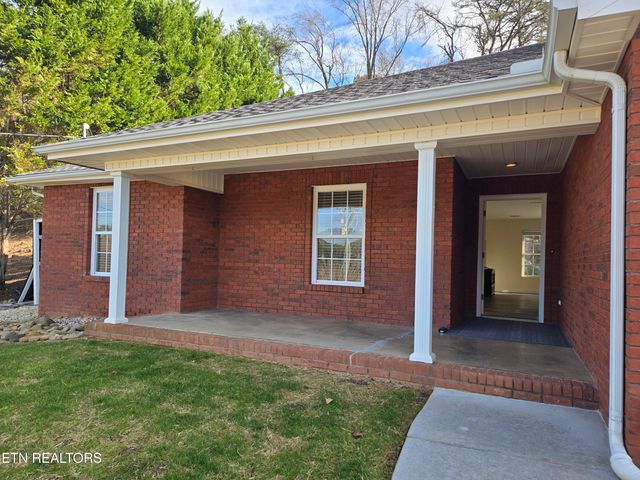 316 Bowers Park Circle, Knoxville, TN 37920
