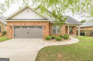 116 Alexis Way, Byron, GA 31008