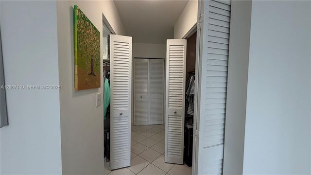 1825 S Ocean Drive 509, Hallandale Beach, FL 33009