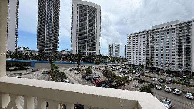 1825 S Ocean Drive 509, Hallandale Beach, FL 33009