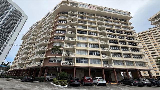 1825 S Ocean Drive 509, Hallandale Beach, FL 33009