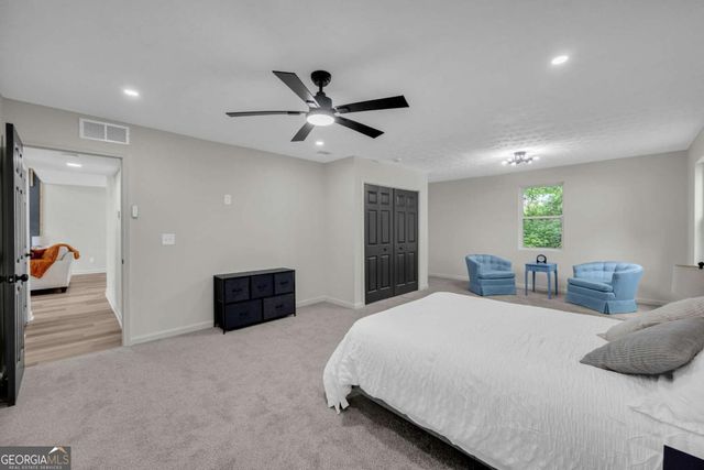 5359 Bridgewater Trace, Stone Mountain, GA 30088