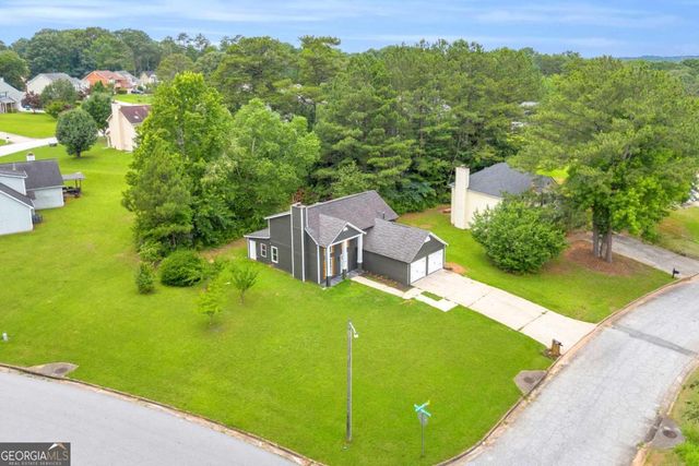 5359 Bridgewater Trace, Stone Mountain, GA 30088