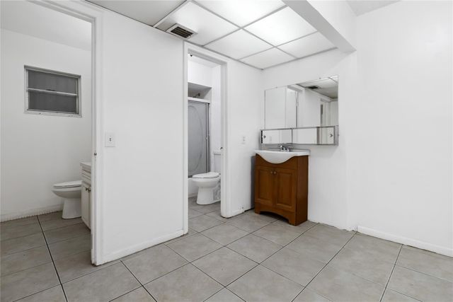 16750 NE 10th Avenue 126, North Miami Beach, FL 33162