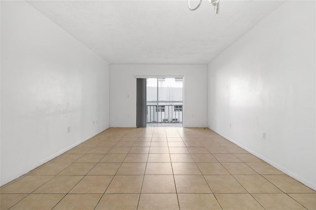 16750 NE 10th Avenue 126, North Miami Beach, FL 33162