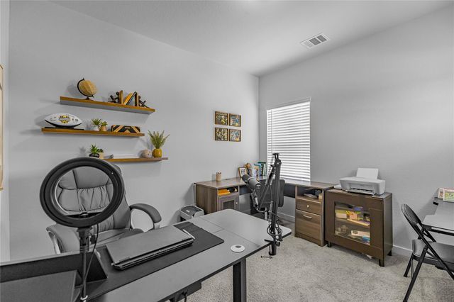 105 Salado Creek TRL, Bastrop, TX 78602