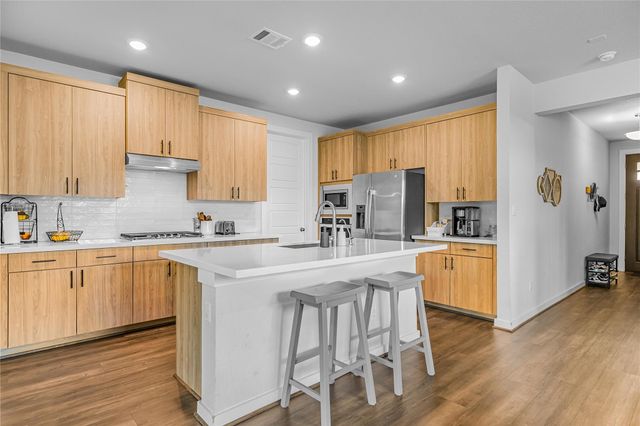 105 Salado Creek TRL, Bastrop, TX 78602