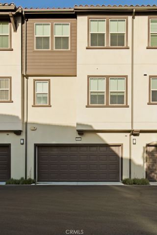 10942 Champions Lane, Cypress, CA 90720