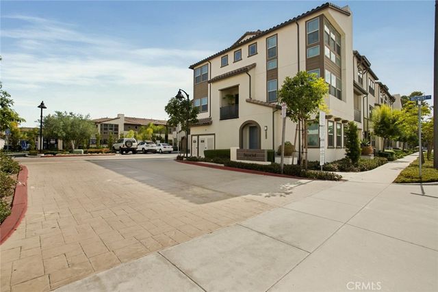 10942 Champions Lane, Cypress, CA 90720