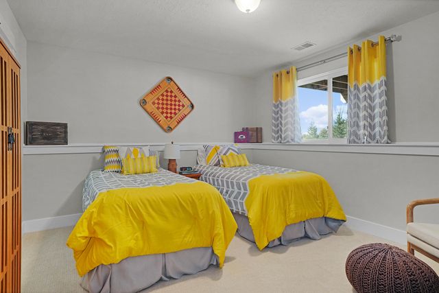 14067 Phoenix Place, Holland Twp, MI 49424