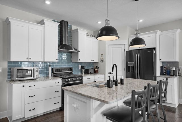 14067 Phoenix Place, Holland Twp, MI 49424