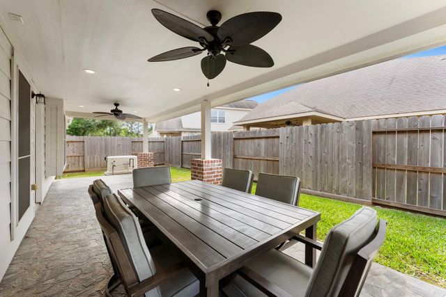 8322 Calico Canyon Drive, Tomball, TX 77375