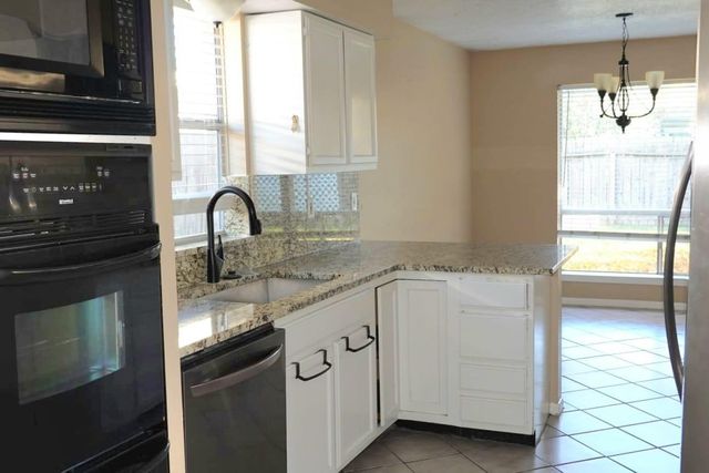 1235 Summer Park Lane, Katy, TX 77450