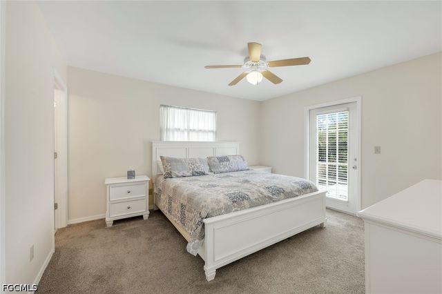 713 SW 39th TER, Cape Coral, FL 33914