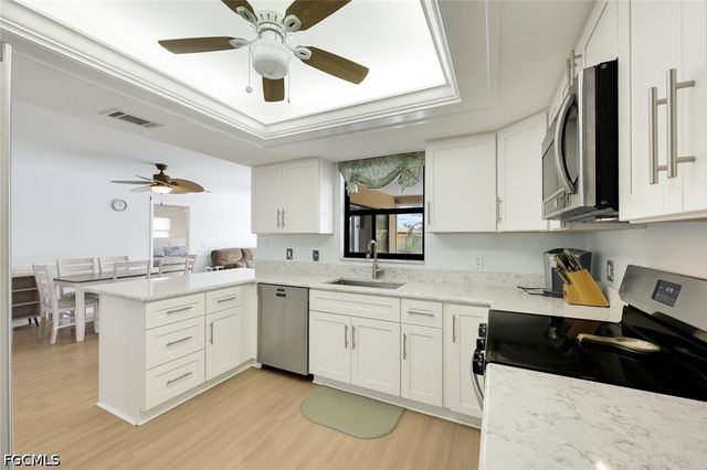 713 SW 39th TER, Cape Coral, FL 33914