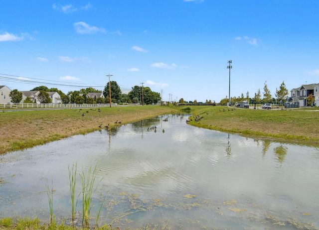 5760 Orchard Lakes Trail Drive, Canal Winchester, OH 43110