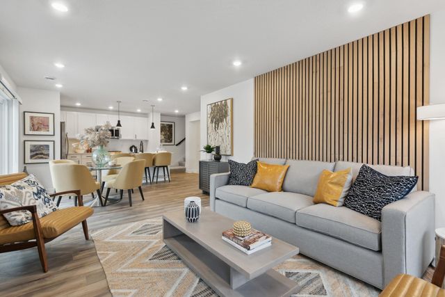 21608 Magnolia Way, Farmington, MN 55024