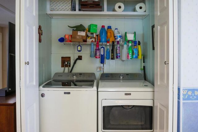 275 Burnett Ave, Morgan Hill, CA 95037