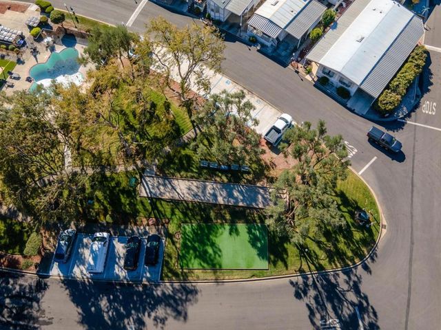 275 Burnett Ave, Morgan Hill, CA 95037