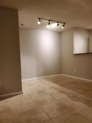 1020 Crystal Way L, Delray Beach, FL 33444