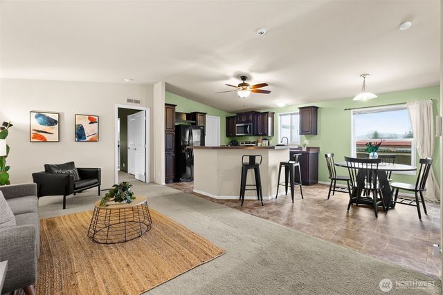 1910 2nd Avenue W, Bremerton, WA 98312