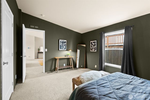 1910 2nd Avenue W, Bremerton, WA 98312