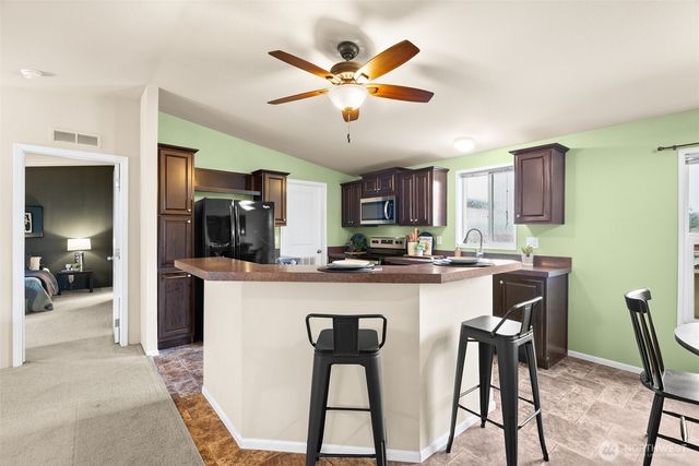 1910 2nd Avenue W, Bremerton, WA 98312