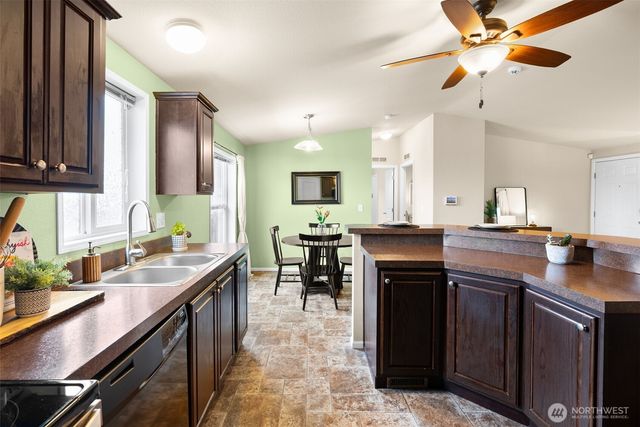 1910 2nd Avenue W, Bremerton, WA 98312