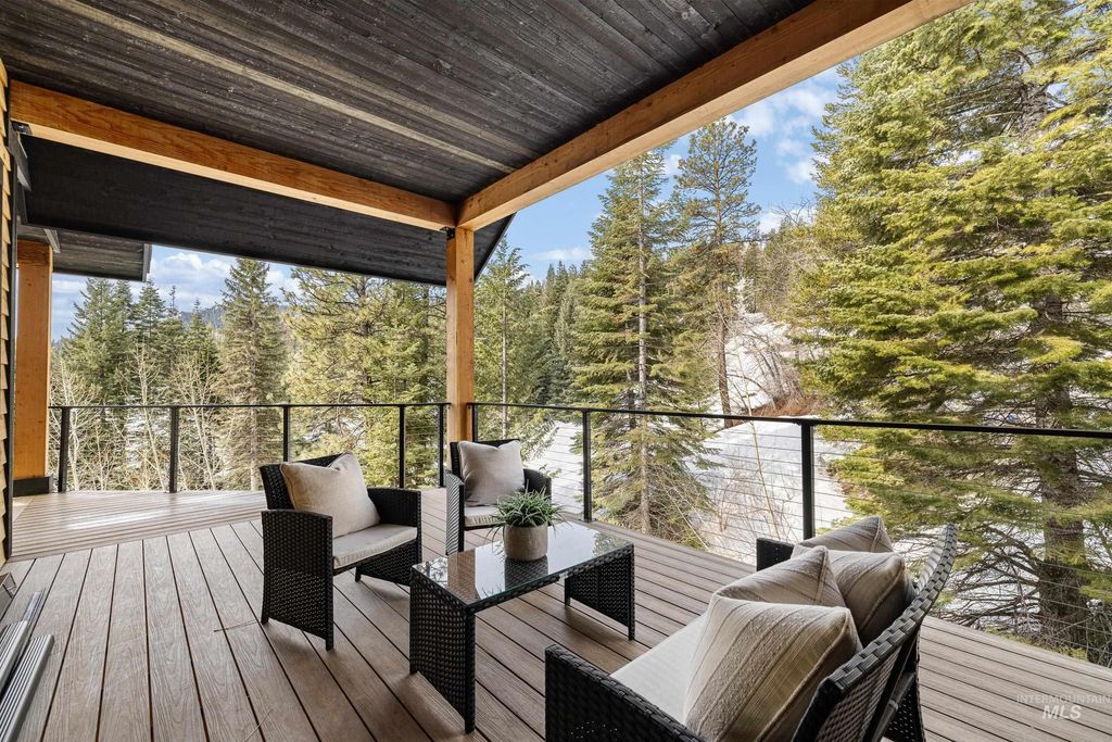 15 Veil Cave Court, Donnelly, ID 83615 photo 4