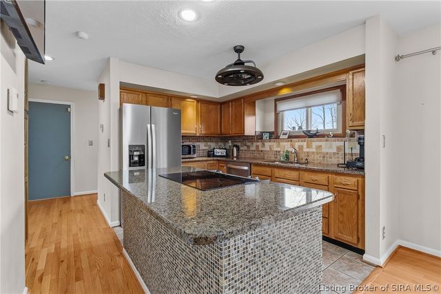 3620 Greenfield Drive, New Albany, IN 47150