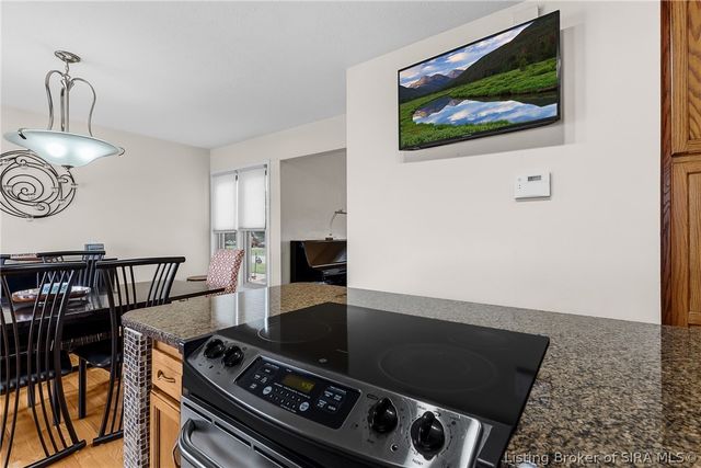 3620 Greenfield Drive, New Albany, IN 47150