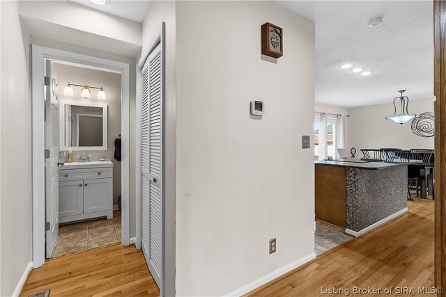 3620 Greenfield Drive, New Albany, IN 47150