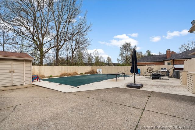 3620 Greenfield Drive, New Albany, IN 47150