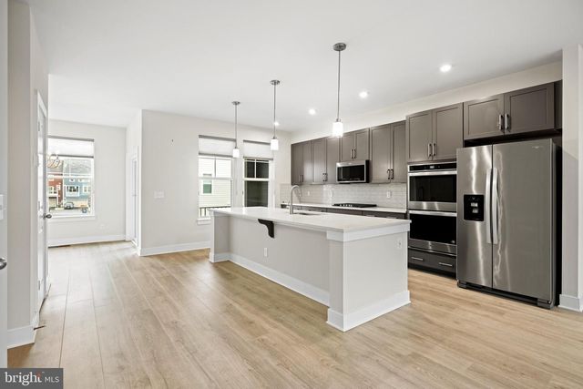 1548 MEADOWLARK GLEN RD, Dumfries, VA 22026