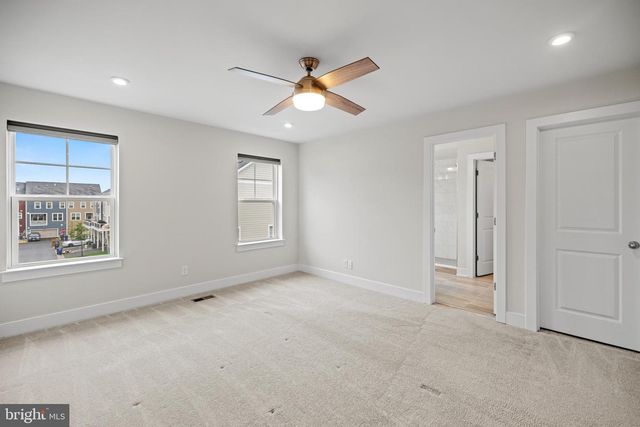 1548 MEADOWLARK GLEN RD, Dumfries, VA 22026