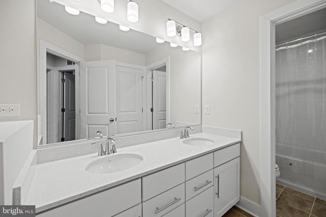 1548 MEADOWLARK GLEN RD, Dumfries, VA 22026