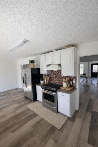 3834 Shadycreek Drive, Garland, TX 75042