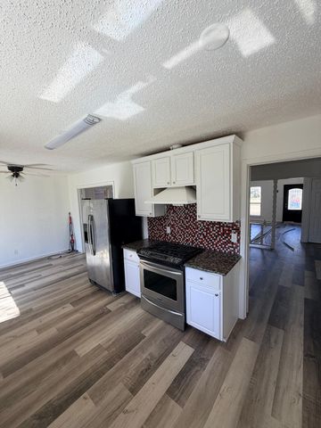 3834 Shadycreek Drive, Garland, TX 75042